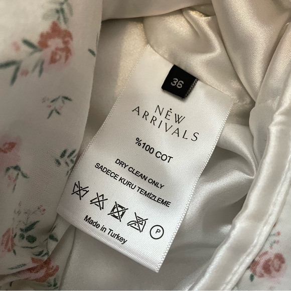 New Arrivals White Floral Mini Dress - Picture 6 of 7